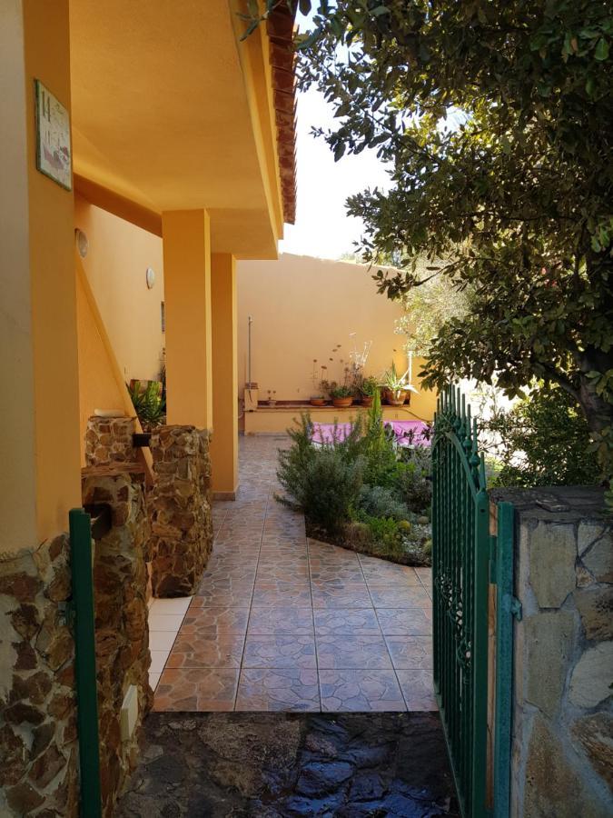 Villino Mari Pintau Best Vacation Ever Geremèas Екстериор снимка